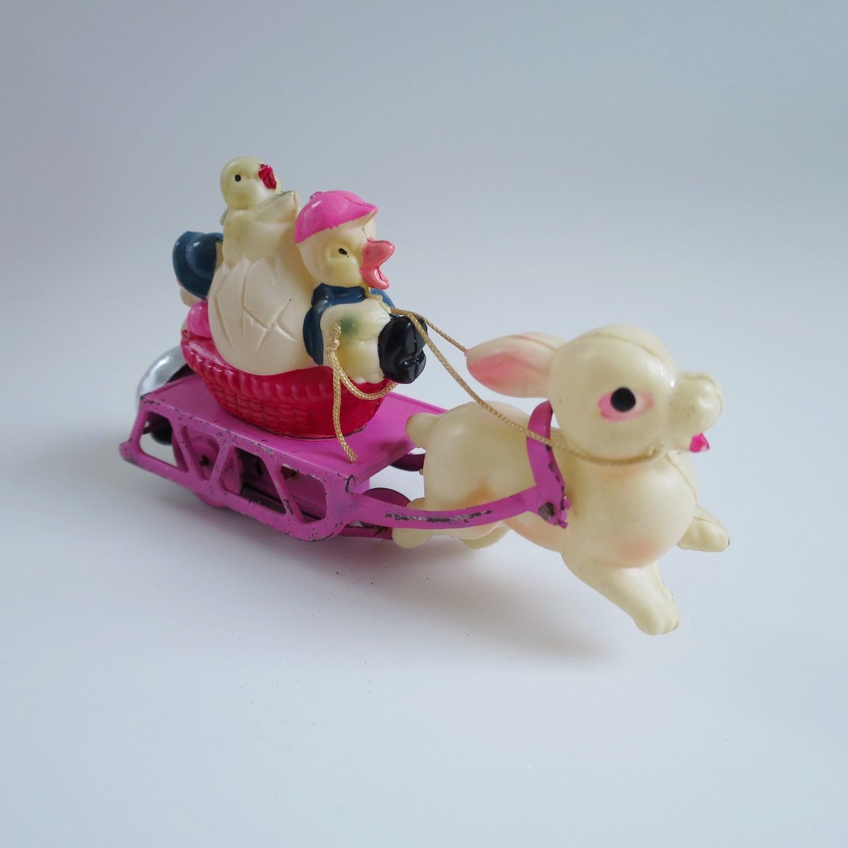 Vintage Wind Bunny Up Toy, Pink Gift Basket Filler, tuppu.net/31e463dd #VintageFun #SwirlingOrange11 #SMILEtt23 #Etsyteamunity