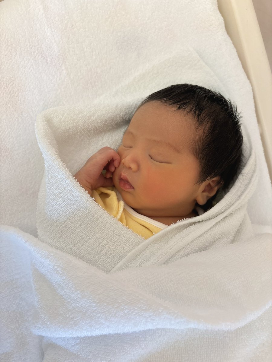 love_48118's tweet photo. ☆令和6年4月8日☆

⏰午前2時35分

⚖️3228g 51.0cm

第二子 baby girl👼🏻🍼

#第二子 #女の子ベビー #女の子ママ https://t.co/GoxxXq2AxG