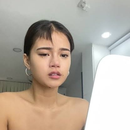 anya tweet media