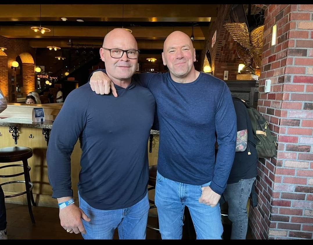 Honest question..
Does @Teamsters President Sean O'Brien @TeamsterSOB proudly standing arm in arm with a union busting CEO send the wrong message?  Or is this an amazing #Organizing opportunity to change Dana White's heart and mind?
