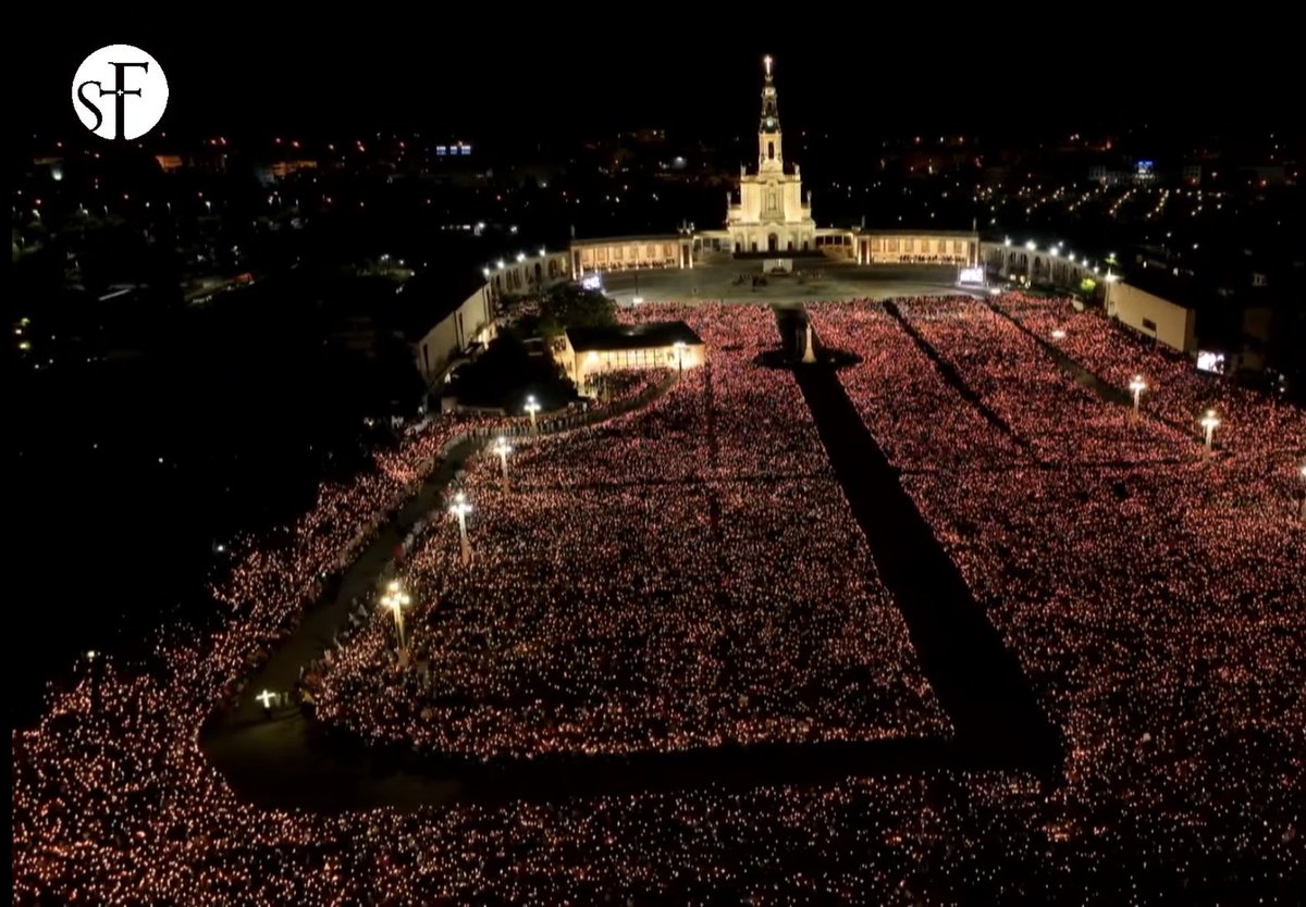 PGuillermoSerra's tweet photo. Esta noche en Fátima, víspera de la fiesta mañana 13 de mayo. Virgen de Fátima, ruega por nosotros. https://t.co/bCrpPSCZqa