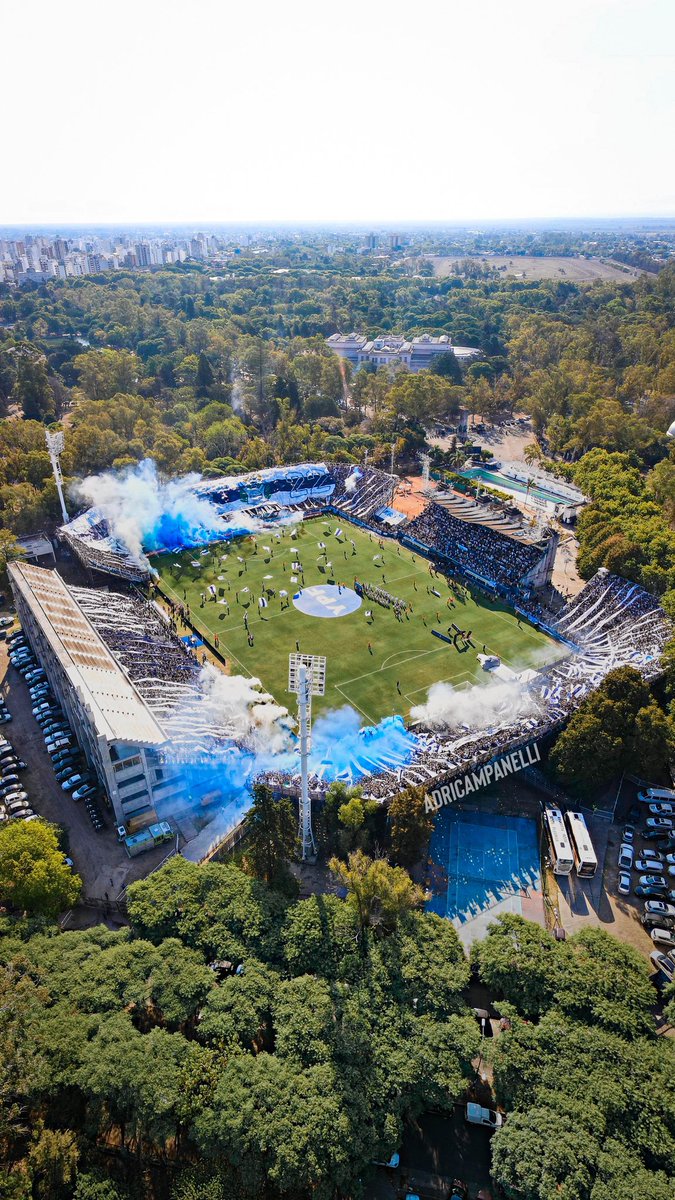 felisanchez22's tweet photo. Hoy se vuelve al lugar mas lindo del mundo💙 https://t.co/SEuNI2E4xW
