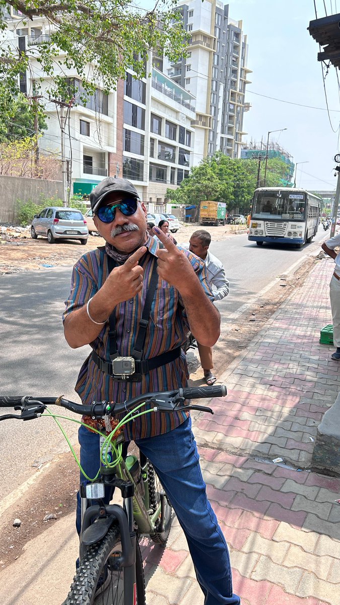 #hyderabadCyclingRevolution Cycling Community of Hyderabad #PedalToVote #LokSabhaElections2024    @TOIHyderabad #ElectionsWithTOI #NoExcusesDay #ActiveMobilityToVote #Walk2Vote @CEO_Telangana @ECISVEEP @DEO_HYD @HydcyclingRev @sselvan @SarikaPanda @Ravi_1836