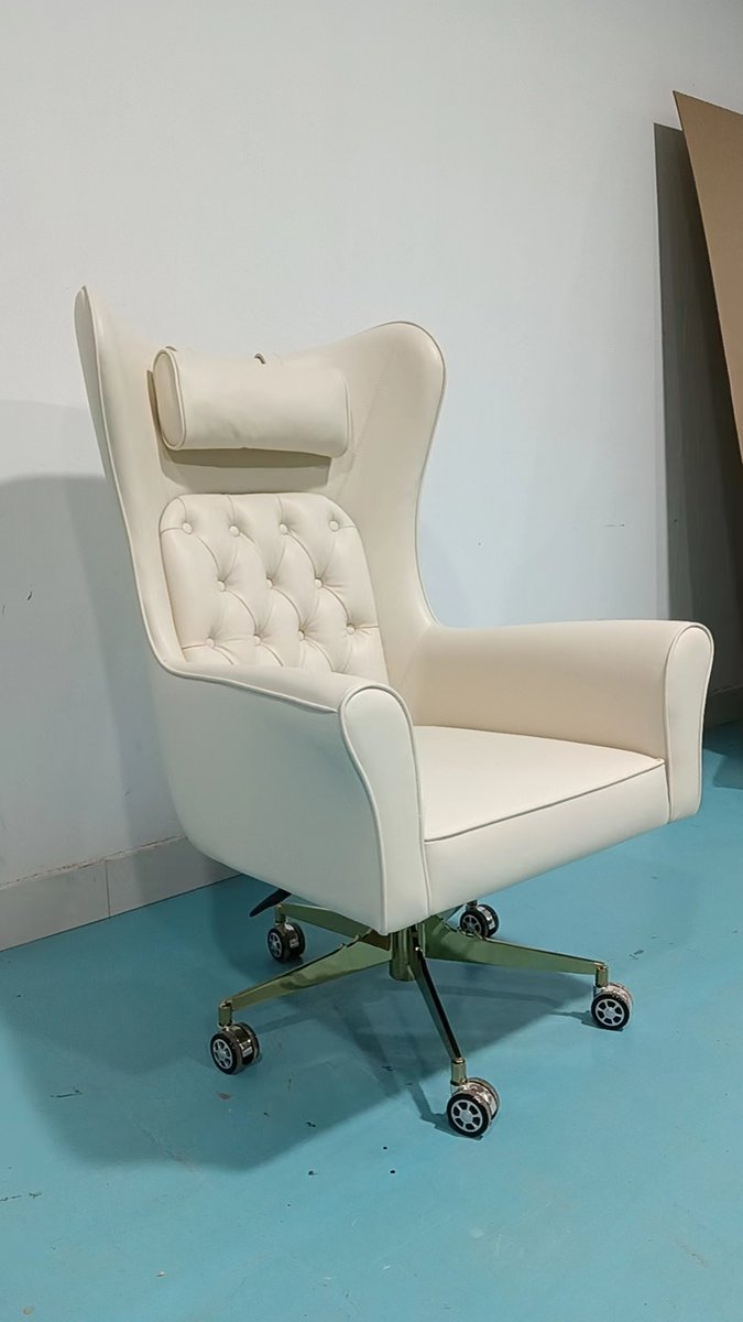 cassiezhan10599's tweet image. Italian light luxury swivel design book chair
qyfurnishing.com
Whatsapp: +86 180 2637 3344
email: home02@qyfurnishing.com
#bookchair #officechair #interiordesign #luxuryhome #designfurniture