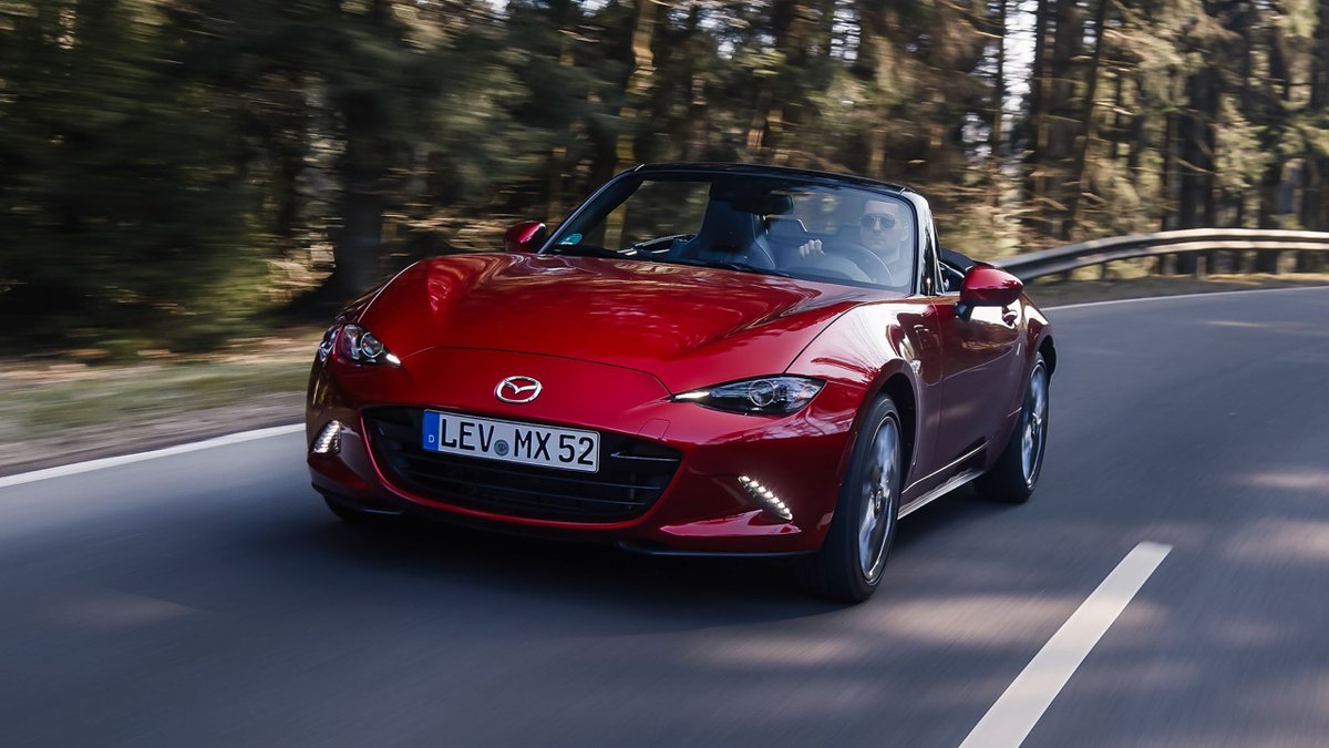 STOP! Take a minute to admire this beauty. 

#Mazda #MX5