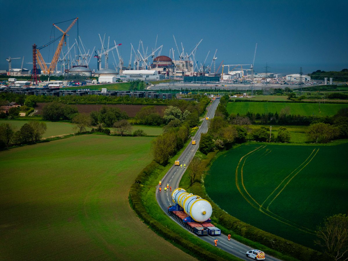 Steam Generator making its final approach to Hinkley Point C