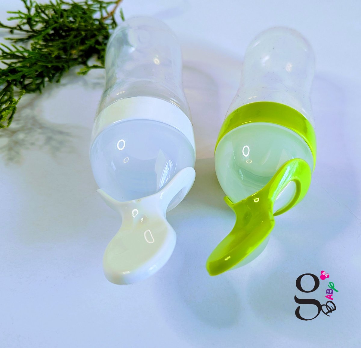 Experience pure feeding delight with our Silicone Bottle Feeder! 🍼✨. Because your kid deserves the best, this feeding system is designed to be simple and mess-free.

#SiliconeFeeder #BabyFeeding #MessFreeMoments #ParentingEssentials #BabyLove  #LimitedStock
