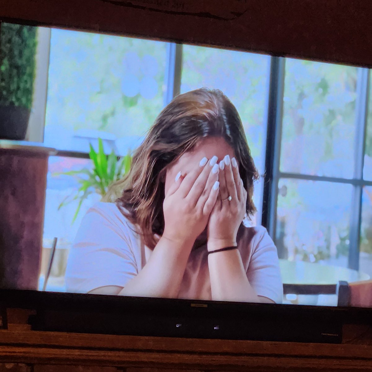 He doesn't deserve those tears Liz! Go spread your wings and fly away! #90DayFiance @90DayFiance