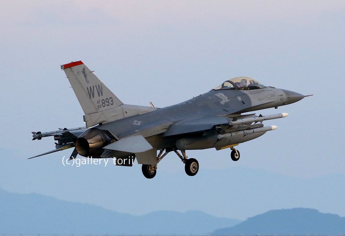 GalleryTorii's tweet photo. Northern Edge 23-2
35FW/13FS Wild Weasel 92-0893 F-16C on Jul 11, 2023
#35fw #35thfighterwing #wildweasel #f16c #f16 #usaf #usairforce #rjoi #2023rjoi #Jul2023rjoi #mcasiwakuni #iwakunibase #岩国基地 #northernedge #northernedge23 #ノーザンエッジ23 https://t.co/ezo83jKDEd
