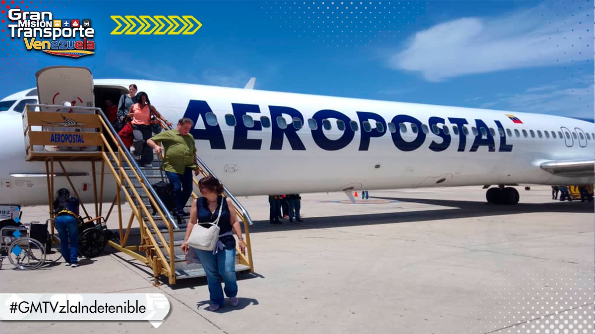 mintransporteve's tweet photo. #SabíasQué | Con el fin de fortalecer las relaciones comerciales y el turismo, @LAConviasa y @AeropostalVE cuentan con múltiples destinos para garantizar la movilización en el territorio nacional ¡Seguimos brindando al pueblo, mayor oportunidad de conexión! #GMTVzlaIndetenible https://t.co/y01SA38xGX