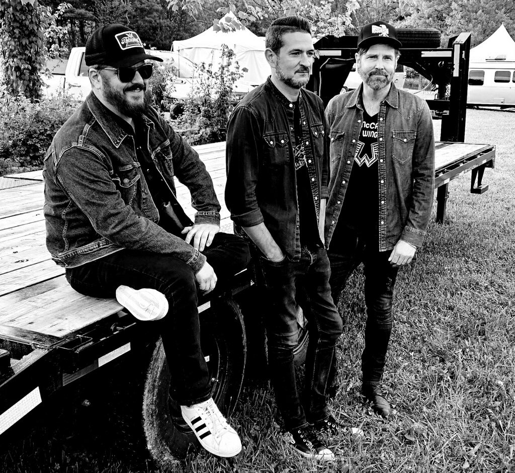 8 shows in 9 days… what a thrill it is to play 🦅