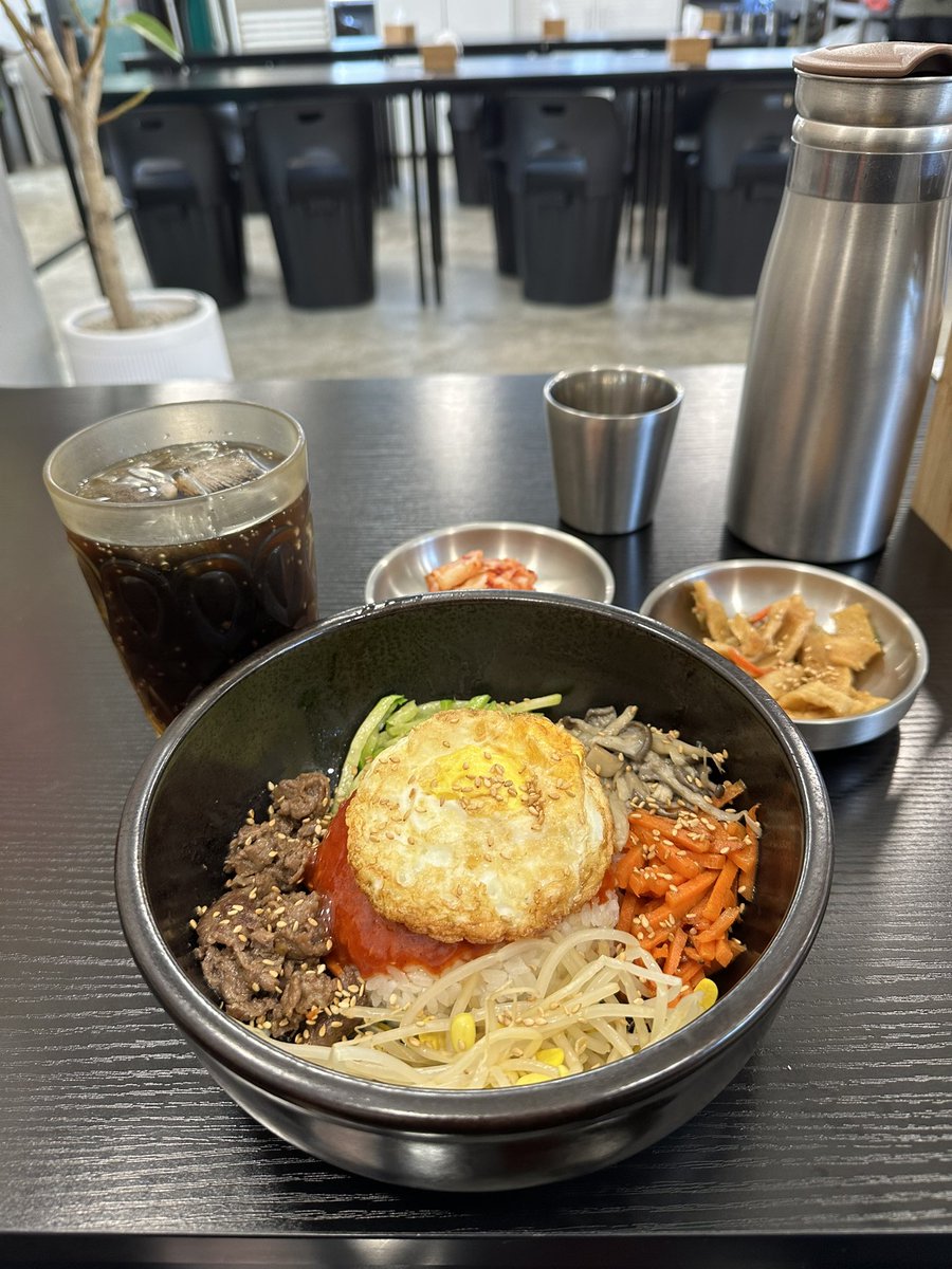 One last meal in Korea for now. Bibimbap 🙌🏼