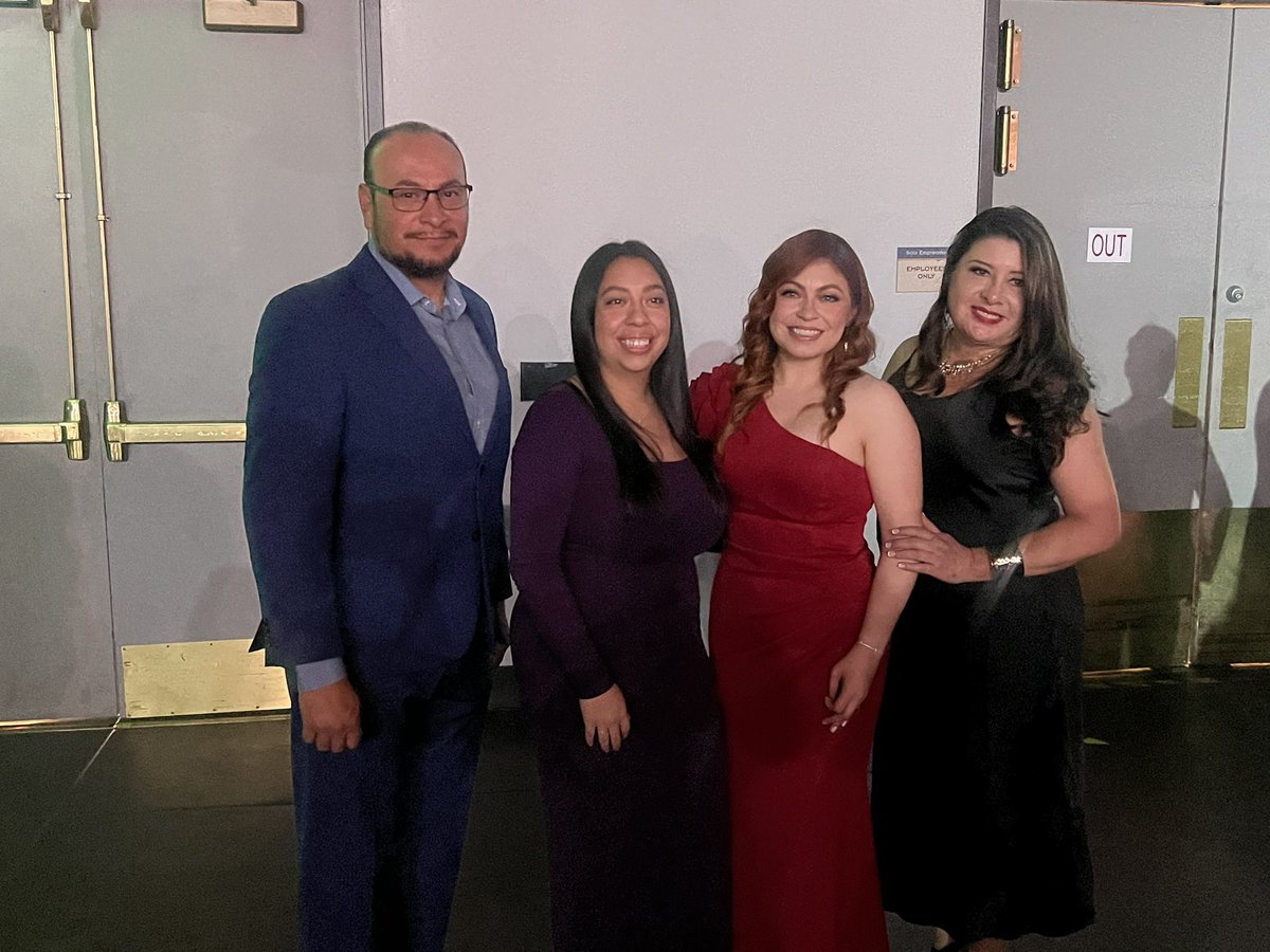 JAlvarez_CES's tweet photo. To my family, my amazing 5th grade team , and my  Campestre family, I wouldn’t be the teacher I am if it wasn’t for all you. Thank you for all you support, guidance and patience! 💕👩🏻‍🏫 #TOY2024 @jmonte03_CES @aluevano_CES @JLuevano_CES https://t.co/OoqHk3ww2E
