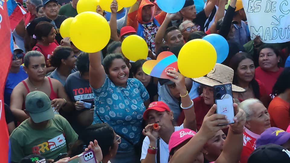 ✍️ El #28Jul nosotros vamos a elegir a @NicolasMaduro como nuestro Presidente 🫡 #Barinas está lista para la victoria ✌️ #VamosNico ❤️ #MadreSerDeVida