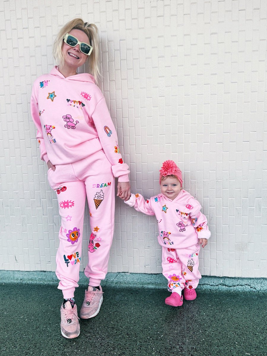Doodle Art Mommy and Me Sweatsuit

Follow my shop @AlessandraTorresani on the @shop.LTK app to shop this post and get my exclusive app-only content!

#liketkit #LTKKids #LTKFamily
@shopLTK 
liketk.it/4FWmR

@lolaandtheboys