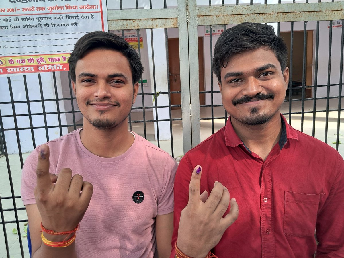 Voted first time, voted for nationalism.
#ElectionsParliament2024 
#elections #ModiOnceMore2024
#modi #yogi #kannauj
