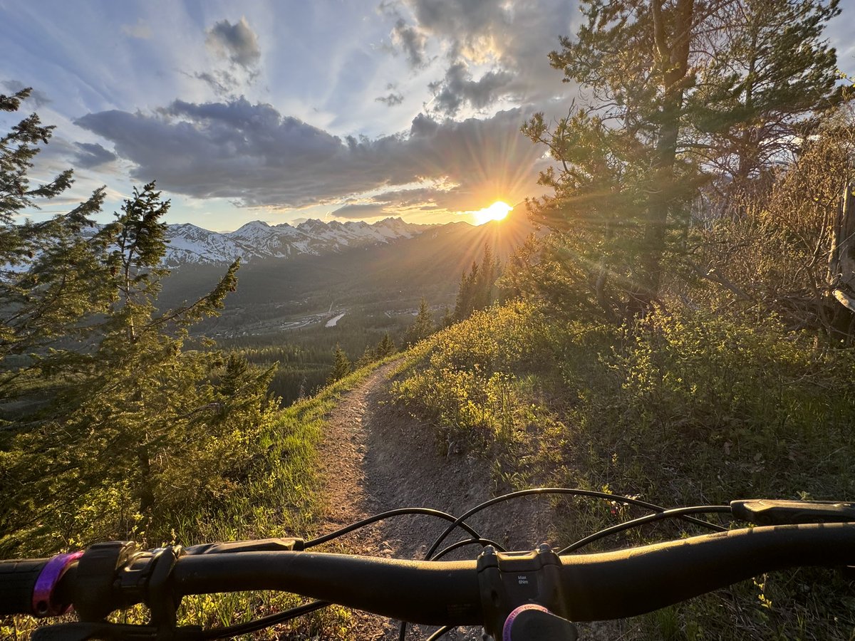 Nice sunset for Mother’s Day BC singletrack East Kootenays