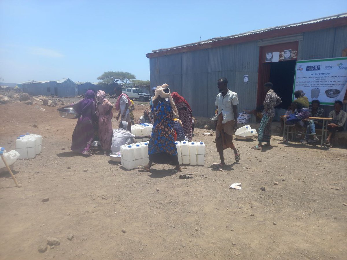 EthiopiaKelem's tweet image. #WASH NFIs Distribution/SUULA
The project funded by IOM/RRFE-USAID focused on sanitation, hygiene promotion, Rehabilitating 25m deep hand pumps, and distributing WASH NFIs in various woredas. 
#WASHProject,SUULA