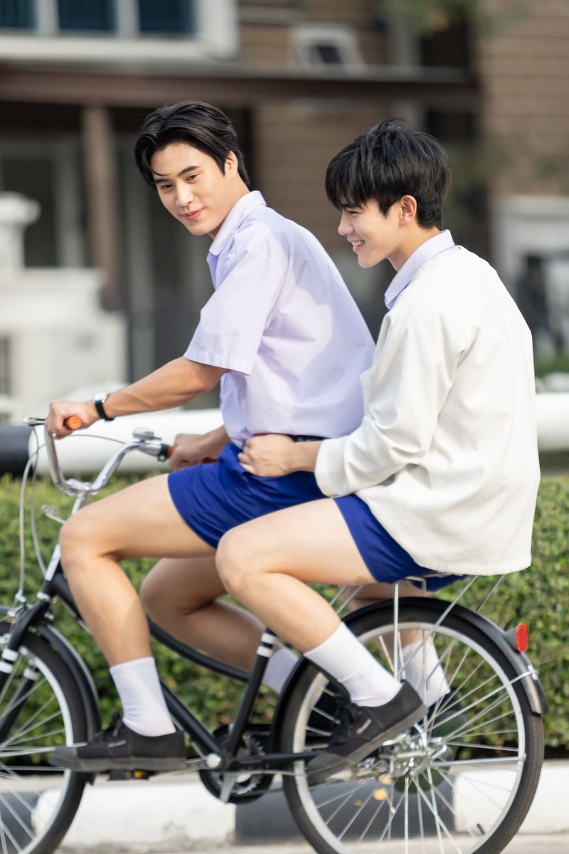 ปั่นจักรยานมันยังเมื่อย แอบรักเธอเรื่อยๆ ไม่ให้เหนื่อยได้ไง 🫣🚲

#MyLoveMixUpTH #GMMTV
@gemini_ti @tawattannn