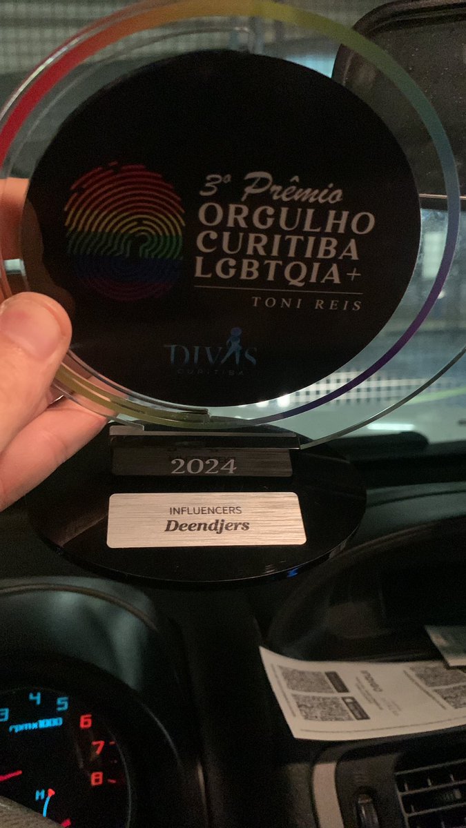 Muito honrados com o prêmio recebido. Obrigado #divascuritiba