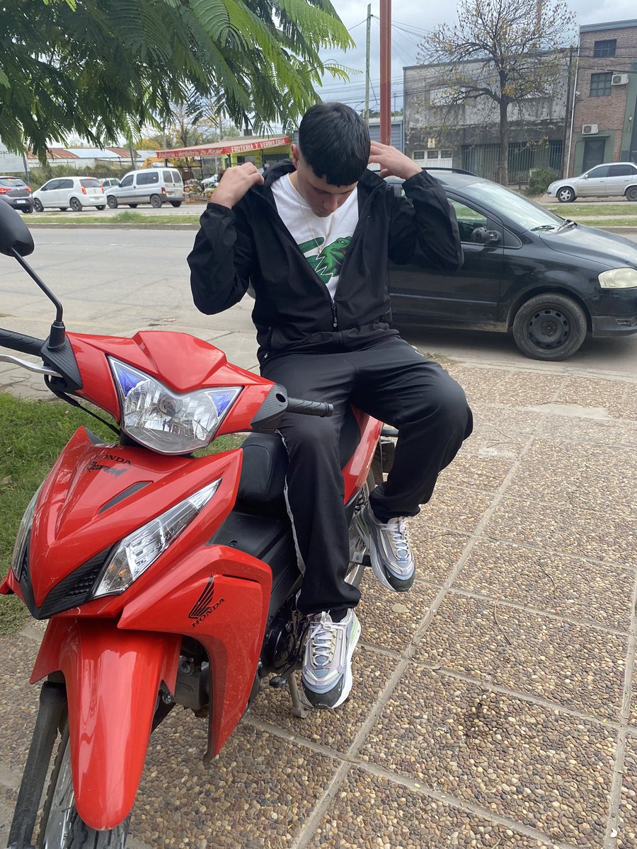 silbando bajito sin hacer tanto cartel…