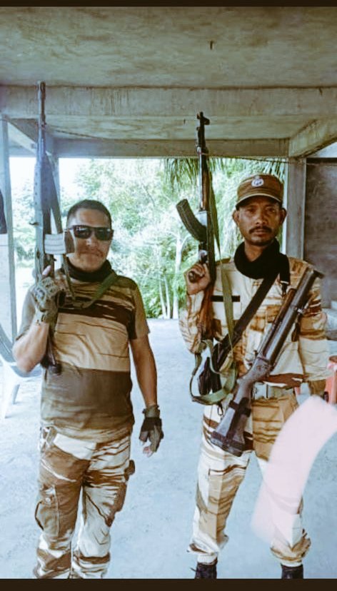 Today Share with us,why in the presence of 70,000 indian Armed forces,Mr N.Biren Singh say Civillain pickup Arms for self-defence? Pickup where?Against who? Is the state govt dosnt exist In Manipur? @Bimol_Akoijam @Paari_Athouba @imosingh @KirenRijiju @LiveLawIndia @ManipurTimes