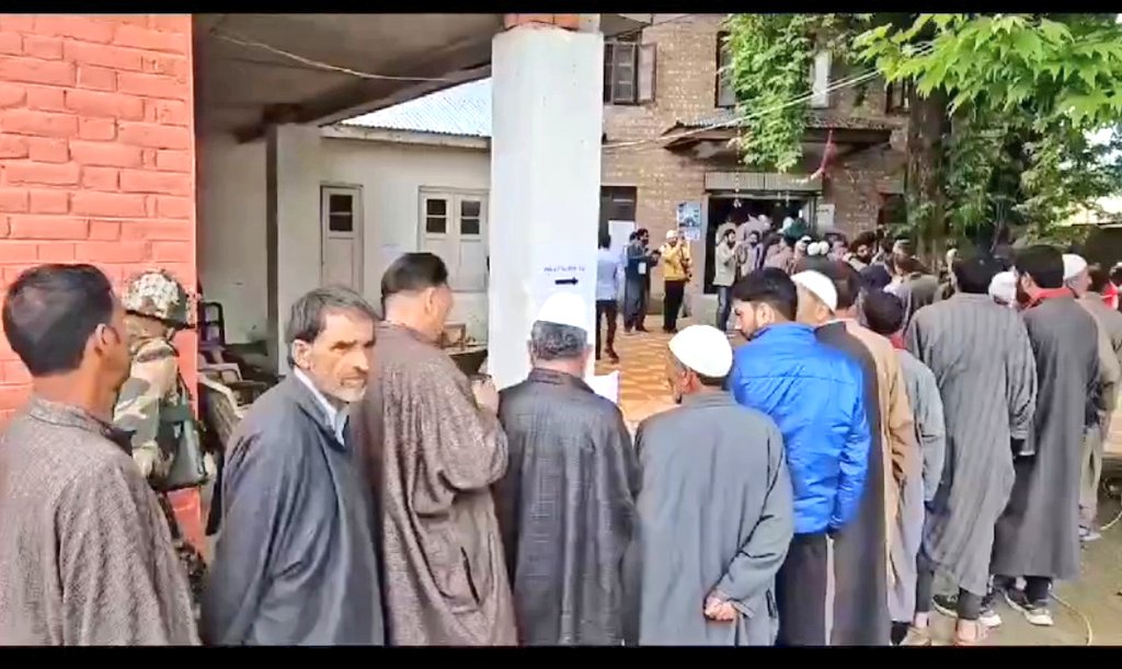 The sight of long queues of people exercising their right to vote, particularly in areas where it was once deemed impossible, is truly remarkable. Regardless of the election outcome, I will respect the people's choice. #VoteForPeace