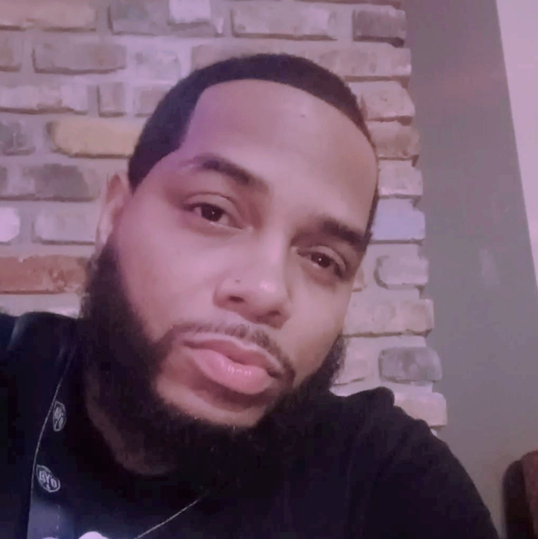 javanlymon's tweet image. #NewProfilePic