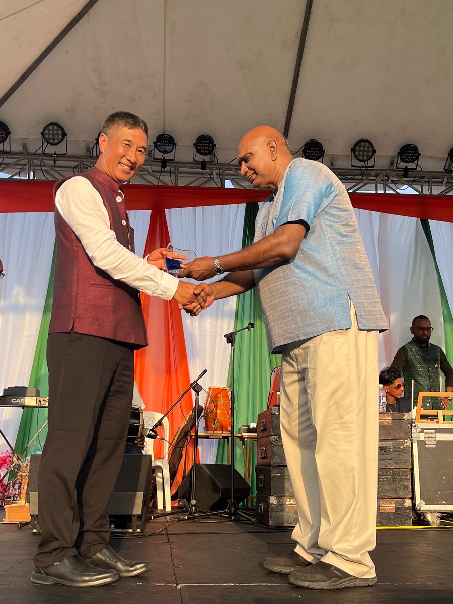 🎉🇮🇳 Celebrating 179 Years of Indian Arrival in Jamaica! 🇯🇲🎉 Indian Community in Jamaica celebrated 179 years of IndianArrival in Jamaica. High Commissioner Shri R. Masakui graced the occasion, joining over 2000 community members in commemorating this historic event. @MEAIndia