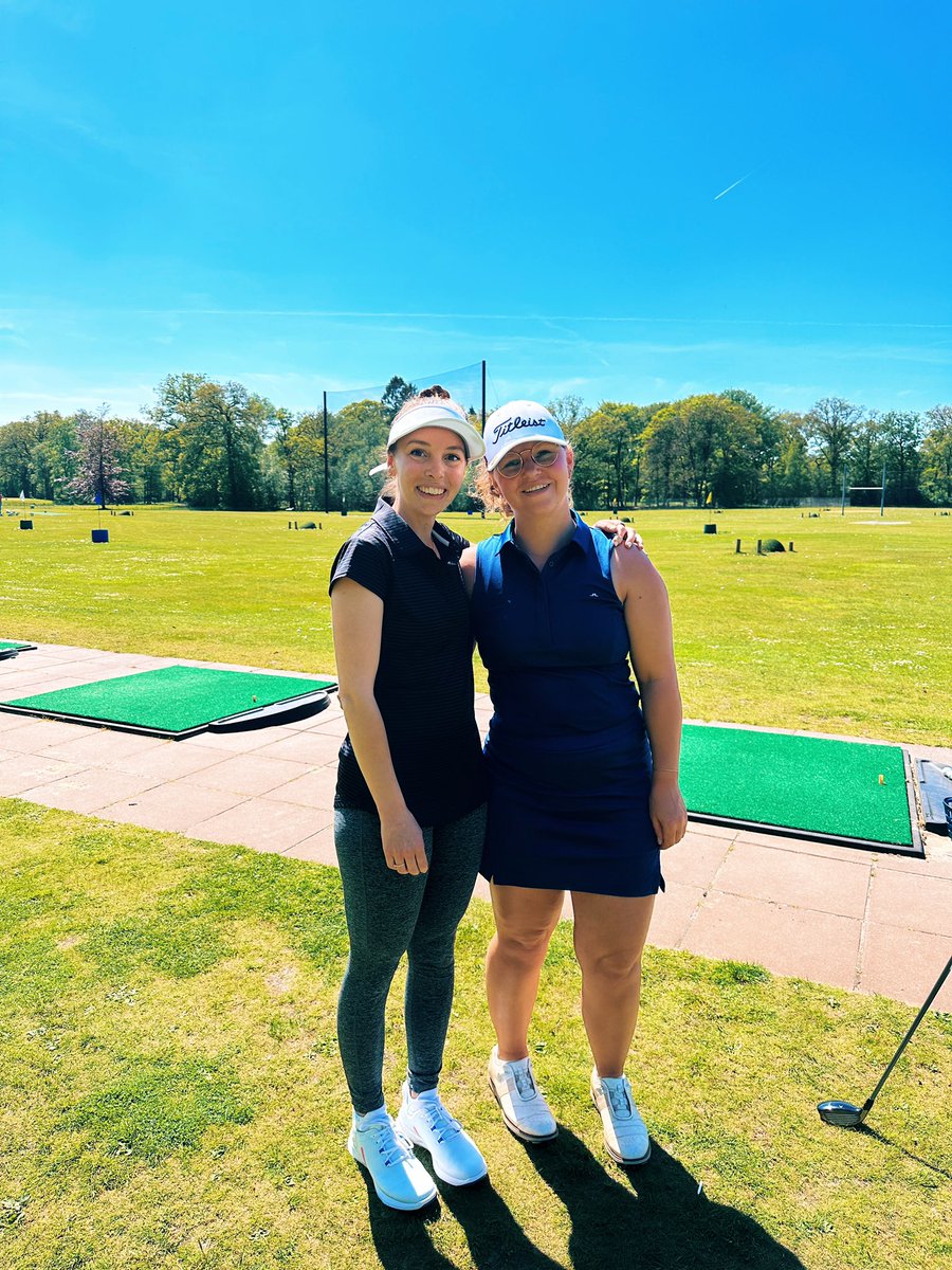 LiesbethPauwels's tweet photo. Coaching Dutch pro Judith van der Voort during the Lauswolt Open 2024 tournament🧡
Her journey is one full of bravery and never giving up, beyond inspiring! So proud of her!
#TeamHighPerformance https://t.co/kH8mm2Nbfn
