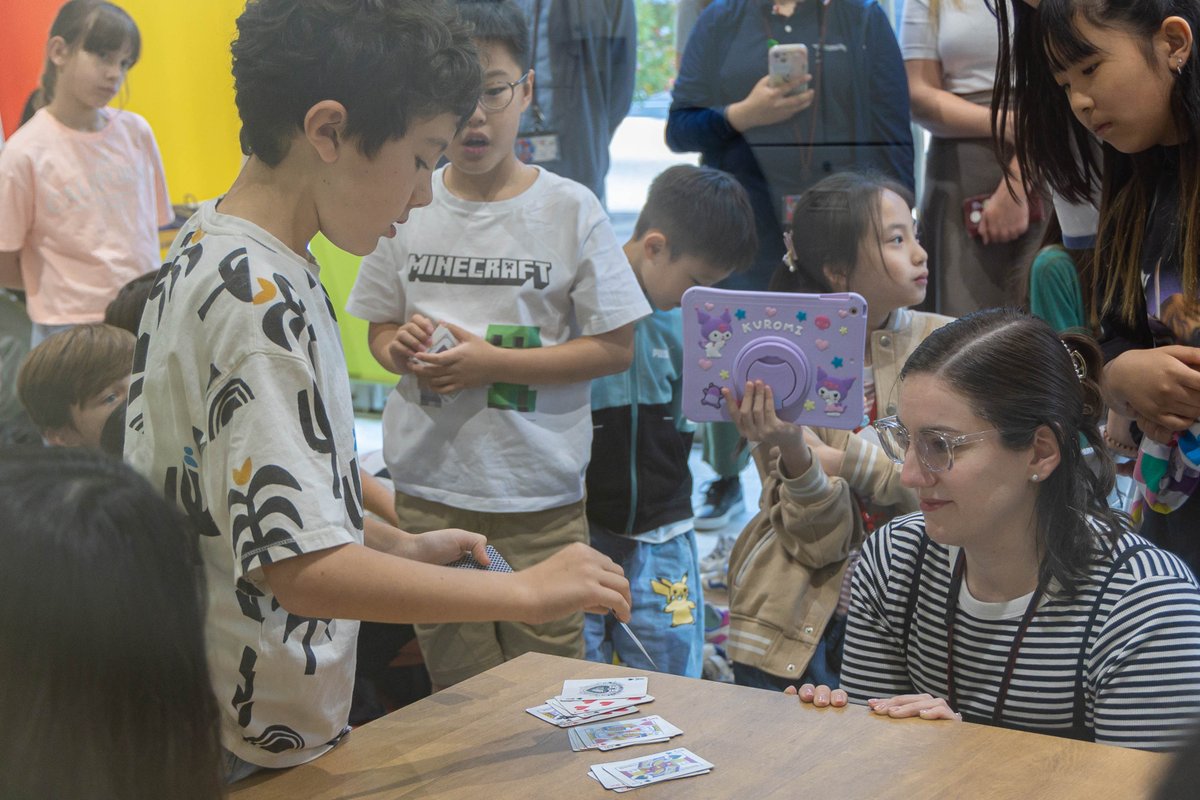 We had our very first Creative Cafe event in the Media Cafe after school. The audience enjoyed watching students and teachers perform creative acts such as singing, stand up comedy, and magic tricks. We hope to see you at the next one! #hjisyokohama #ibworldschool #creative #cafe
