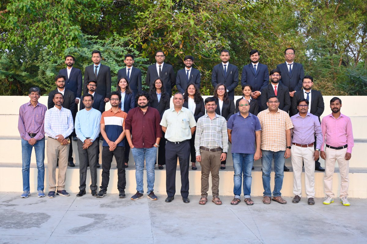 From Atoms to Applications, Congratulations to the Material Science and Engineering graduating class! Your journey has been a blend of innovation and discovery. Wish you all the best for future endeavors.

#IITKanpur #MSE #Classof2024 #iitk #IITKStudents #graduation #farewell