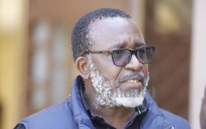 CS for Agriculture Mithika Linturi ni MWEUPE kama pamba kuliko hizo ndevu zake! In fact, farmers were faking their cries, anger, and frustrations; there was nothing like FAKE fertilizer or substandard fertilizer! We thank the 11-chief sanitizer committee, more specifically the…