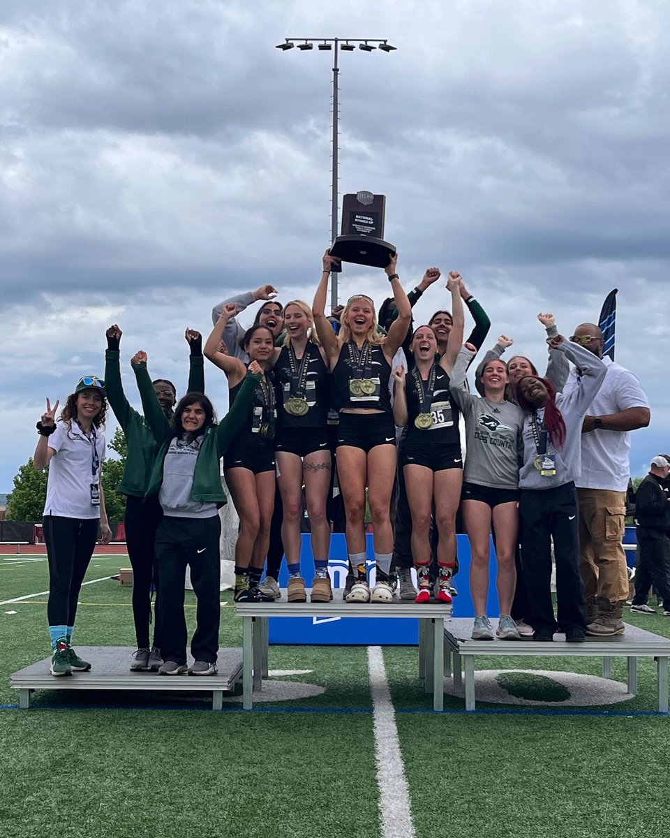 DupageXCTF's tweet photo. 4 PEAT 🏆🏆🏆🏆 NATTY CHAMPS MEN &amp; WOMEN’S RUNNER UPS! 🥈#dupagetf https://t.co/HA9THXPUfp