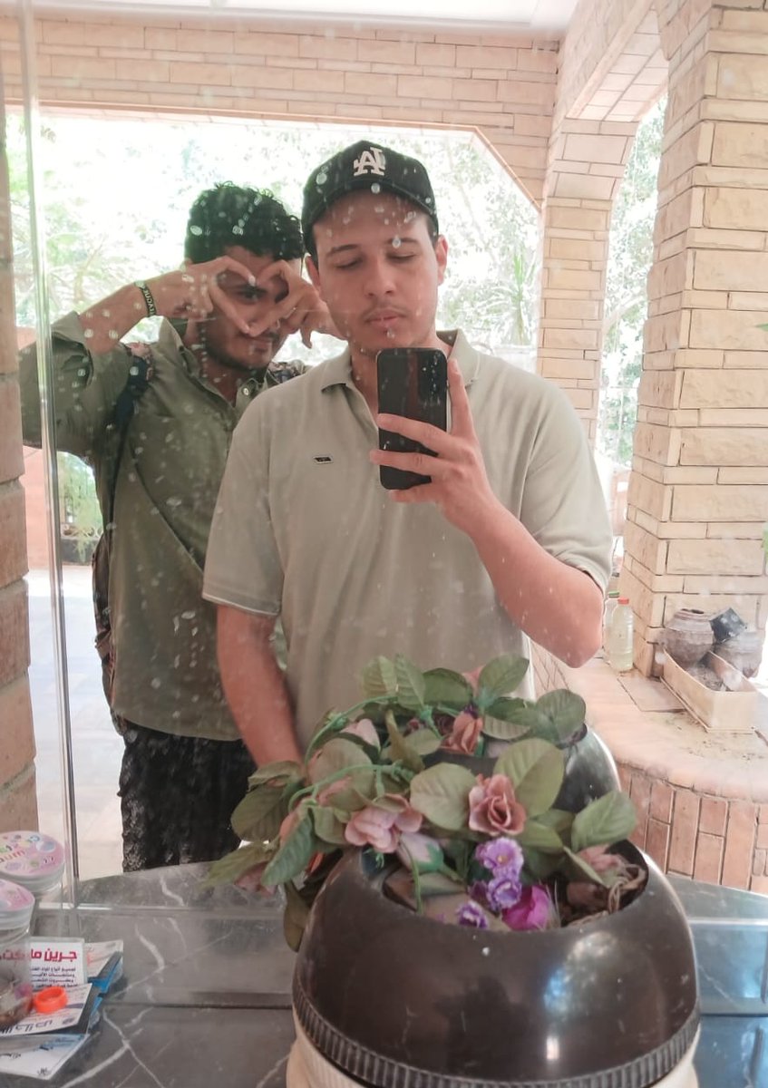 عمتا لو ضحكت شوية الدنيا هتحلو
كل سنة وعمو دااتا في هنا <a href="/zeyad_muh/">Ziad</a>