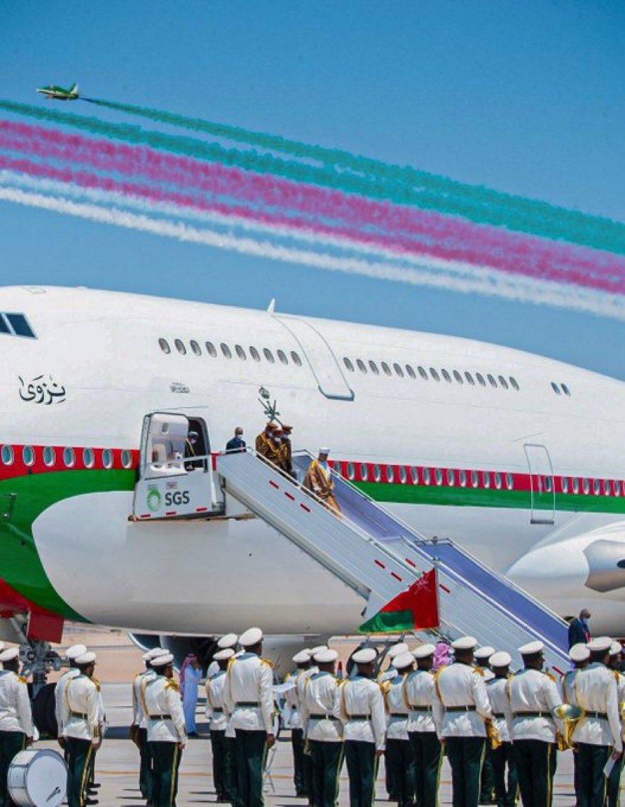 والله اللي مرحباً مليون

🇰🇼🇴🇲🇰🇼🇴🇲🇰🇼🇴🇲🇰🇼🇴🇲

 #السلطان_هيثم_يزور_الكويت