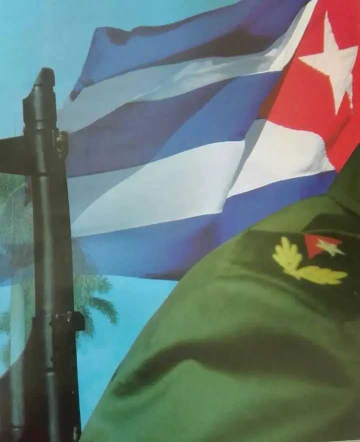 ❤🇨🇺 Este es un país de patriotas, de esos que no se dejan engatusar, ni confundir, ni asustar. 🔵🔴⚪ #Cuba 🇨🇺 #DeZurdaTeam