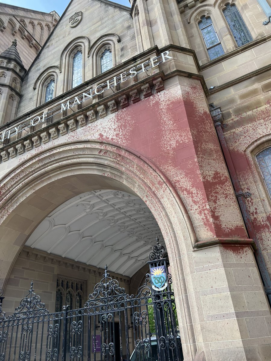 The University of Manchester arch has been vandalised with red paint. @themancunion