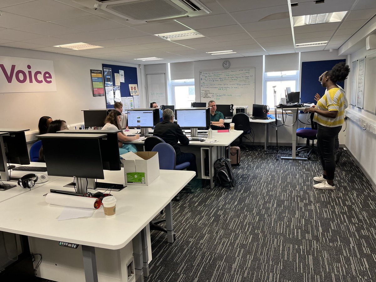 <a href="/k_tmark/">Katie Mark</a> <a href="/Gareth_Davies09/">Gareth Davies</a> from  <a href="/TBIJ/">The Bureau of Investigative Journalism</a> leading the opening session of Northern Big Story Week with <a href="/LeedsTrinity/">Leeds Trinity University</a> MA Journalism students <a href="/NathanKellyEdu/">Nathan Kelly</a> <a href="/kathryn_penny/">Kathryn Penny</a>