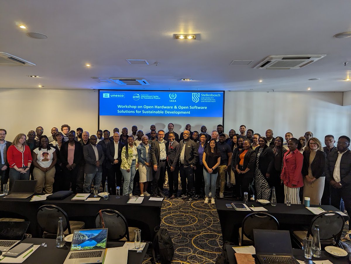 marcozennaro's tweet image. Opening of the Joint ICTP-IAEA-UNESCO Workshop on Open Hardware Solutions for Sustainable Development in Cape Town. Prof. Chomora Mikeka, gave the Keynote talk and infused us with enthusism. We are now ready to have fun with IoT! #IoT4D #IoT @UNESCO @iaeaorg @ictpnews