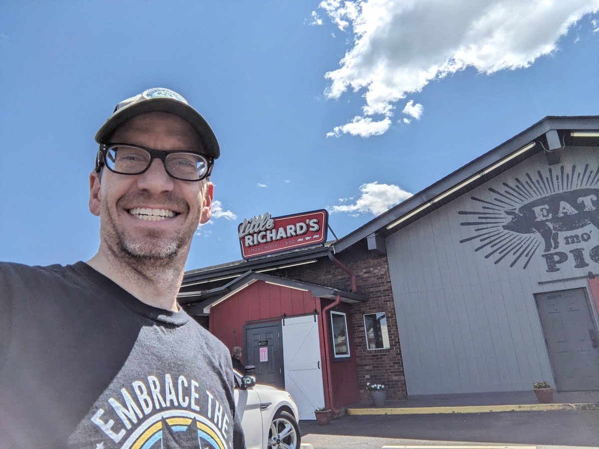 Just a gorgeous day for a #hike at Pilot Mountain State Park &amp; of course to replace those burnt calories, had to go to Little Richard's Barbeque 😆

Even if you drive to the summit, I hope you go sometime. On a clear day like Sunday, the view was spectacular ❤️

#northcarolina