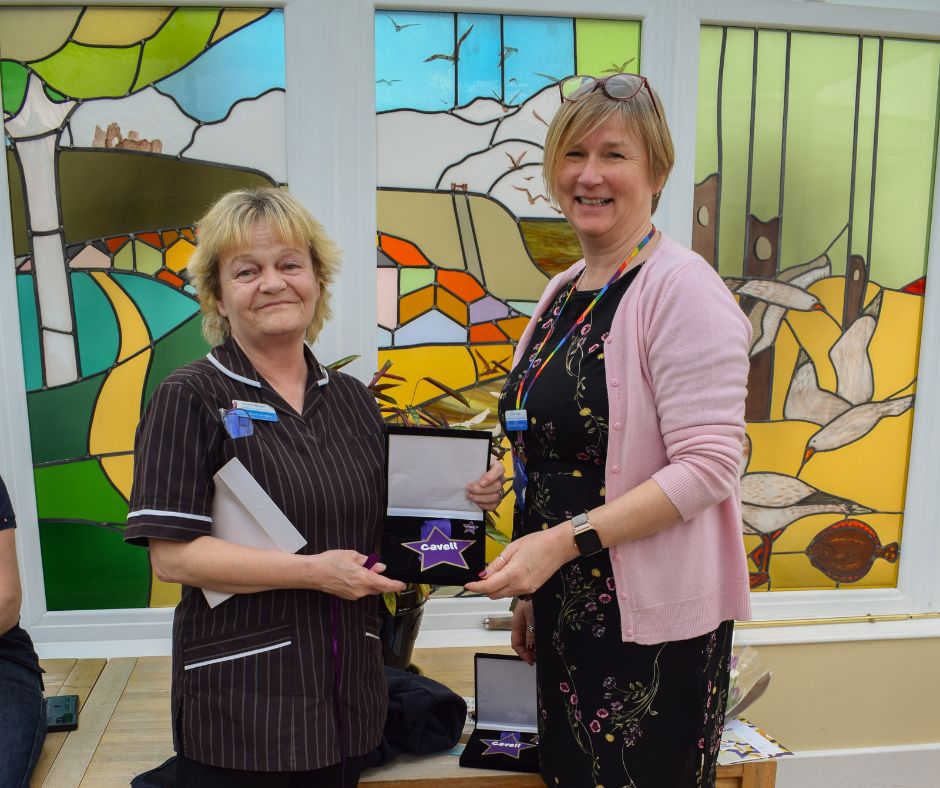 It was an exciting day for Clair & Laurie, who were presented with surprise Cavell Star Awards!

@CavellCharity Star Awards give fantastic nursing teams a morale boost and is a way to say a big thank you for incredible work. 👏 👏 

#Hastings #Rother #Hospice #CavellStarAward