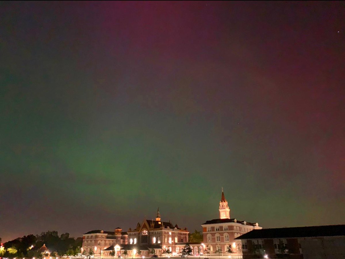 Wonderful to watch the Northern Lights illuminating the night sky over the Barry Buildings at @DulwichCollege!