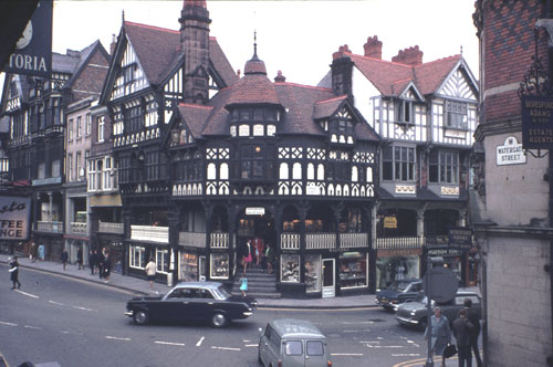 Today's image from the History Hub is this lovely shot of The Cross from Watergate Street, #Chester. The photograph is thought to be from circa 1968.