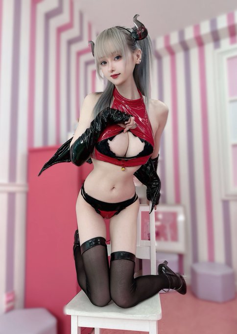 Twitterのコスプレ画像28