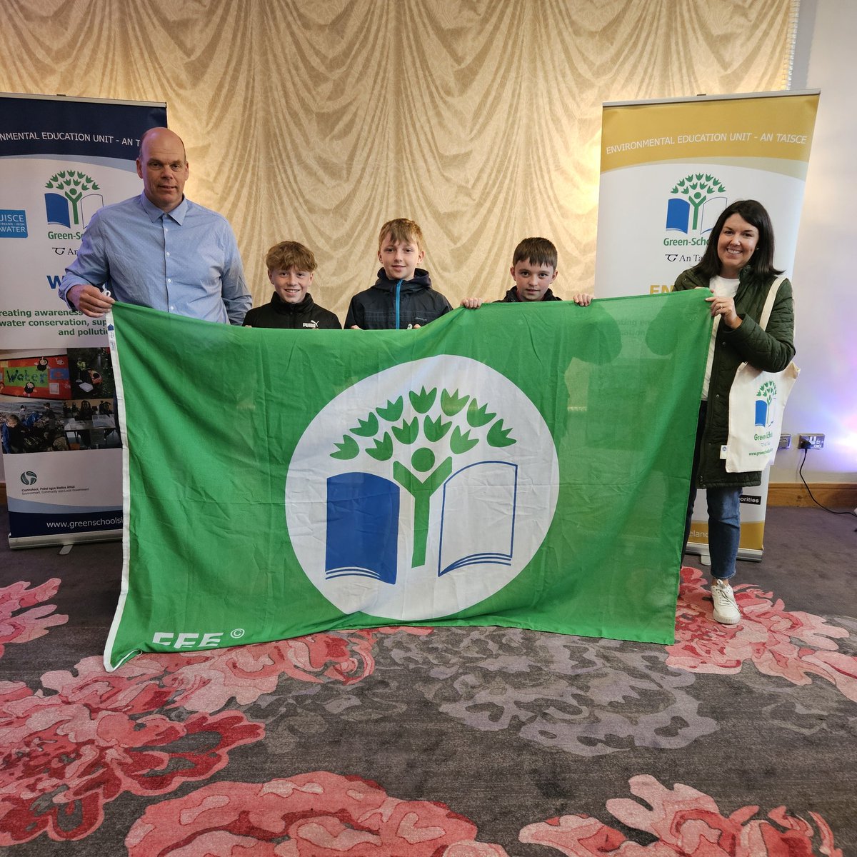 Graignamanagh Boys' NS (@graigbns) on Twitter photo Delighted to collect our Green Flag for Biodiversity in @HotelKilkenny. <a href="/GreenSchoolsIre/">Green-Schools</a> <a href="/BioInSchools/">Biodiversity in Schools</a> Delighted to collect our Green Flag for Biodiversity in @HotelKilkenny. <a href="/GreenSchoolsIre/">Green-Schools</a> <a href="/BioInSchools/">Biodiversity in Schools</a>