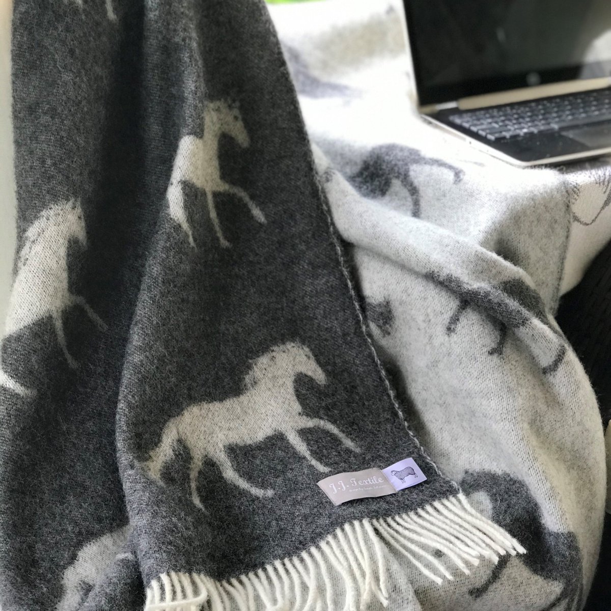 Embracing the work-from-home lifestyle means more than just setting up a desk; it's about creating a space where productivity meets comfort. Our throws, blankets and cushions are perfect for this - jjtextile.co.uk/product/throws…

#workingfromhomelife #workingfromhomeproblems