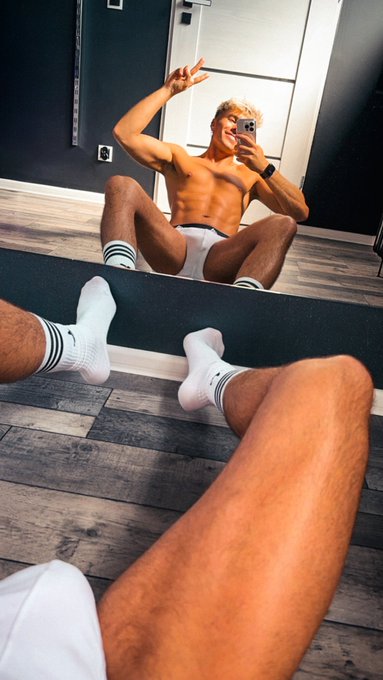 #sportyboy for a good morning 😏😈😘 https://t.co/IhgErVx57V<a href="/tag/sportyboy"class="tags">#sportyboy</a>