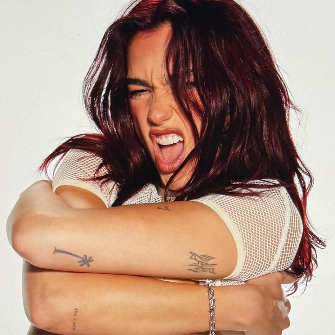 Radical Optimism debiutuje na #2 miejscu w notowaniu Billboard 200 !

Jest to najlepszy debiut albumu w karierze Dua Lipy ❤️