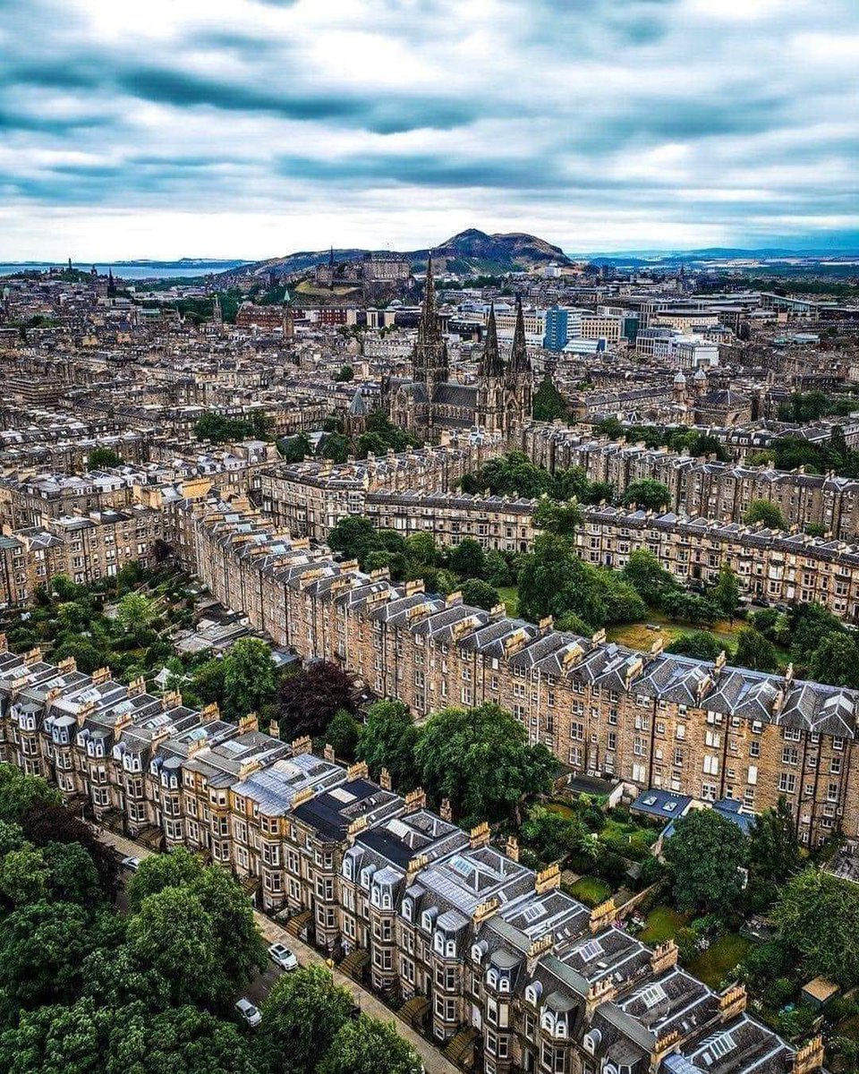 Magical Edinburgh,Scotland 🏘🏴󠁧󠁢󠁳󠁣󠁴󠁿